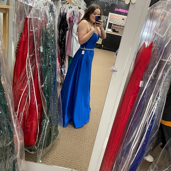 Royal Blue Size 10 Formal Gown - Picture 5 of 6